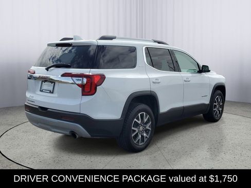 Used 2020 GMC Acadia SLE w/ Driver Convenience Package FWD image 3