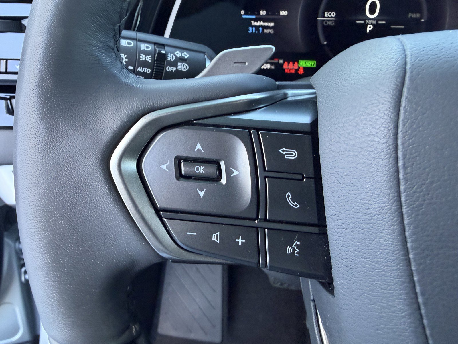 Used 2025 Lexus RX 350h w/ Accessory Package (Z1) AWD/4WD image 15