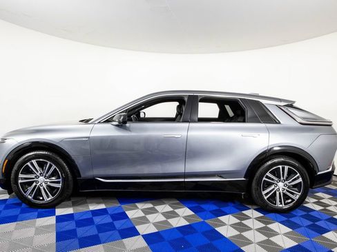 Used 2023 Cadillac Lyriq 2WD image 8