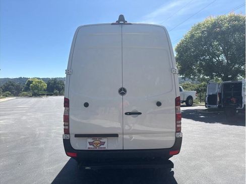 Used 2017 Mercedes-Benz Sprinter 2500 w/ Driver Comfort Package image 14