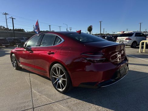 Used 2023 Genesis G70 2.0T image 7