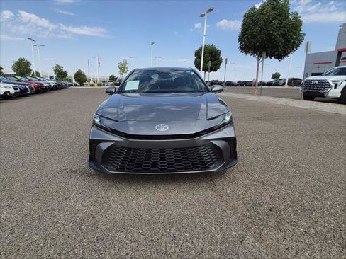 Certified 2025 Toyota Camry SE FWD image 8