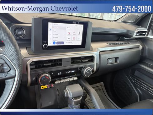 Used 2025 Toyota Tacoma SR5 AWD/4WD image 21
