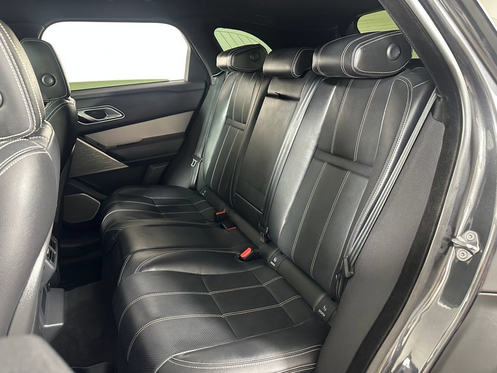 Used 2021 Land Rover Range Rover Velar R-Dynamic S AWD/4WD image 17