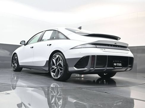 Certified 2023 Hyundai Ioniq 6 Limited RWD image 26