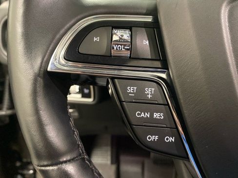 Certified 2023 Lincoln Nautilus Reserve w/ Monochromatic Package image 20