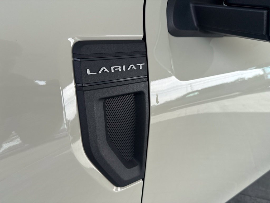Used 2024 Ford Maverick Lariat FWD image 21