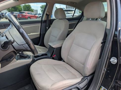 Used 2018 Hyundai Elantra Value Edition FWD image 23