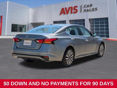 Used 2025 Nissan Altima 2.5 SV FWD image 6