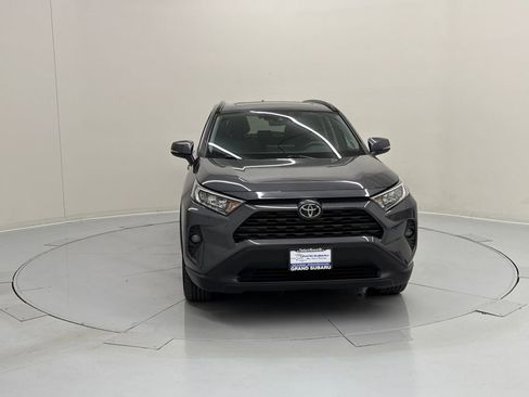 Used 2021 Toyota RAV4 XLE Premium image 7
