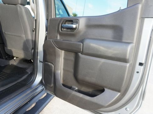 Used 2019 Chevrolet Silverado 1500 LT w/ Texas Edition image 21