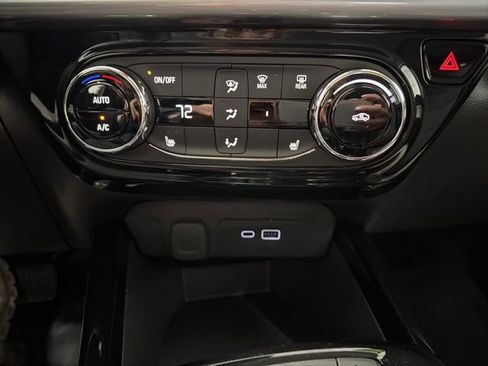 New 2026 Chevrolet Trax LT image 18