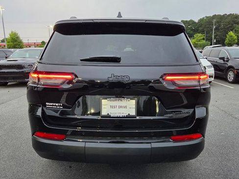 New 2025 Jeep Grand Cherokee L Limited w/ Black Appearance Package RWD image 7