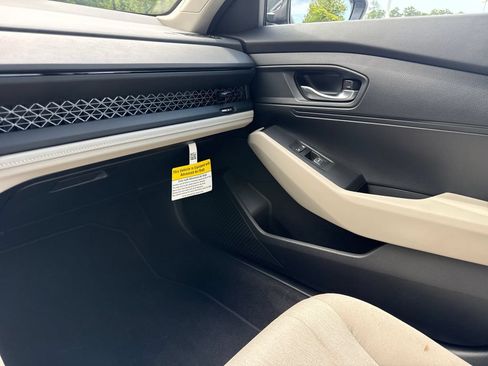 Certified 2026 Honda Accord LX image 18
