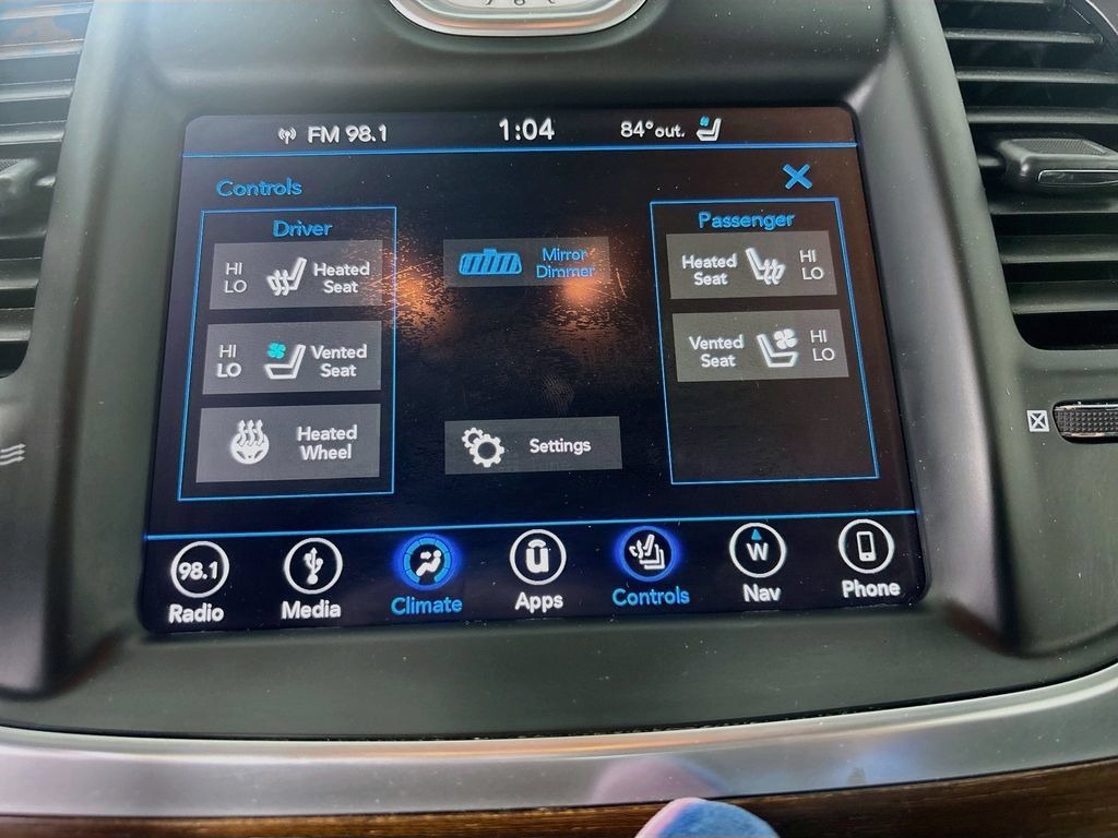 Used 2019 Chrysler 300 C w/ Sun, Sound & Nav Package RWD image 22
