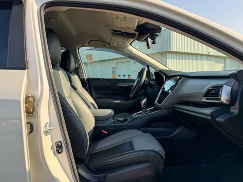 Certified 2023 Subaru Outback Onyx Edition AWD/4WD image 9