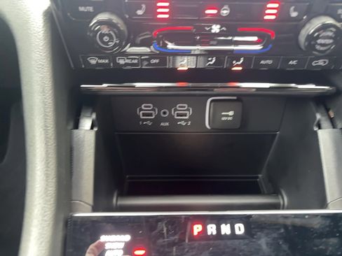 New 2025 Jeep Grand Cherokee Limited image 26