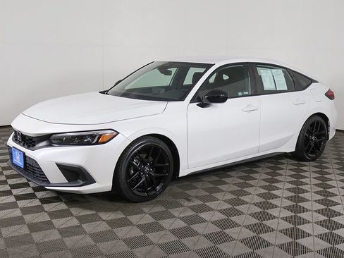 Used 2024 Honda Civic Sport image 5