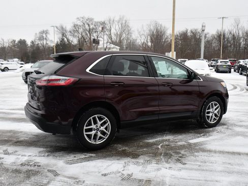 Used 2022 Ford Edge SEL w/ Convenience Package image 7