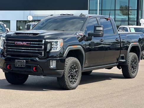 Used 2022 GMC Sierra 3500 AT4 w/ AT4 Preferred Package AWD/4WD image 8