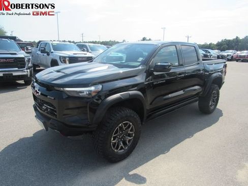 Certified 2024 Chevrolet Colorado ZR2 w/ Safety Package AWD/4WD image 1