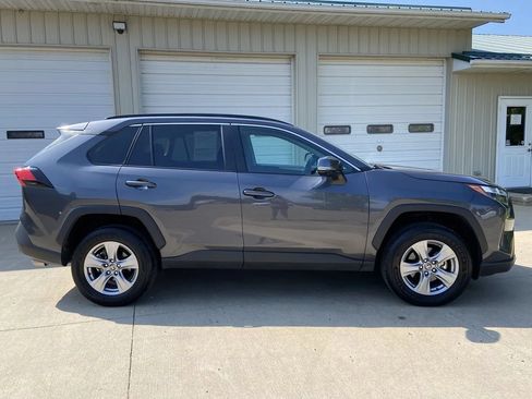 Used 2025 Toyota RAV4 XLE AWD/4WD image 7