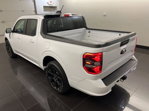 New 2025 Ford Maverick Lobo image 4