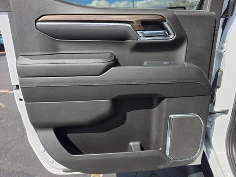 Used 2024 Chevrolet Silverado 1500 LT Trail Boss w/ LT Trail Boss Premium Package image 25