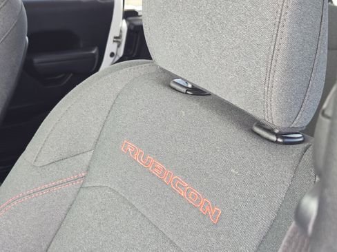 Used 2024 Jeep Wrangler Unlimited Rubicon image 18