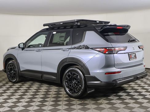 New 2026 Mitsubishi Outlander Trail Edition image 11