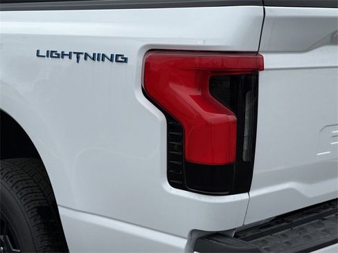 New 2025 Ford F150 Lightning XLT image 7