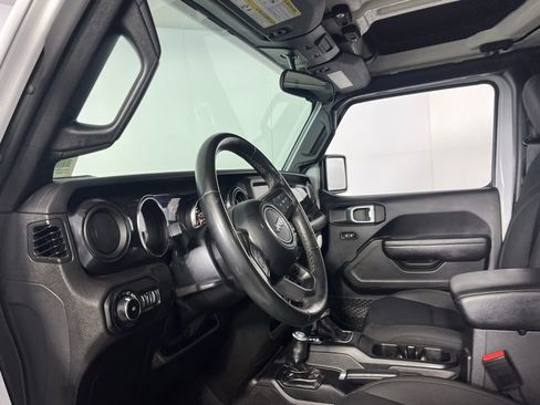 Used 2022 Jeep Wrangler Unlimited Sport image 22