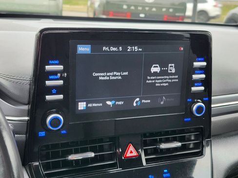 Used 2021 Hyundai Ioniq SE image 20