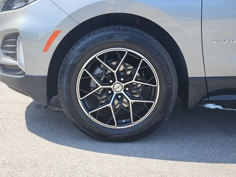 Used 2023 Chevrolet Equinox LT w/ LPO, Floor Liner Package AWD/4WD image 9