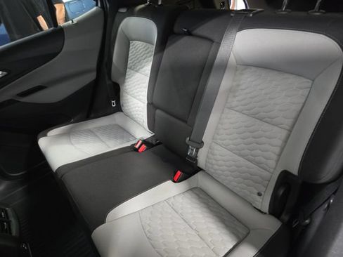 Used 2019 Chevrolet Equinox LT w/ Driver Convenience Package FWD image 16