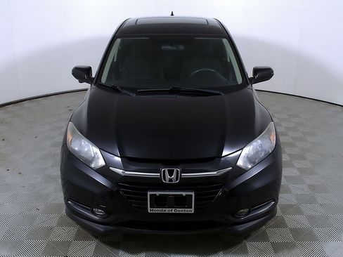 Used 2018 Honda HR-V EX image 4