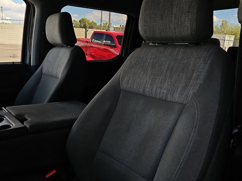 Used 2022 Ford F150 XLT w/ Trailer Tow Package image 9