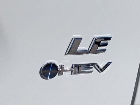 New 2025 Toyota RAV4 LE image 7