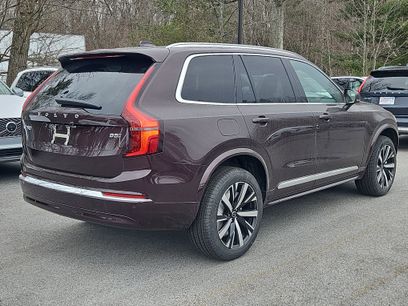 New 2026 Volvo XC90 B5 Core