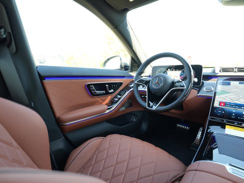 New 2026 Mercedes-Benz S 580 4MATIC Sedan image 21