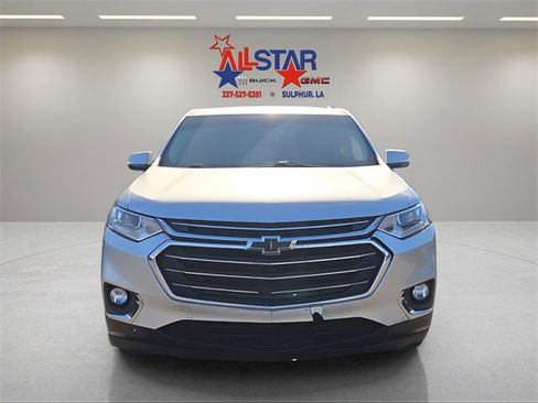 Used 2019 Chevrolet Traverse LT w/ LT Premium Package image 2
