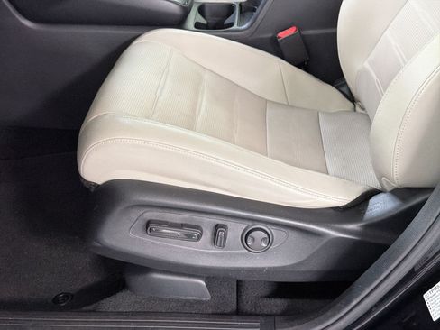 Certified 2023 Honda CR-V EX-L image 14