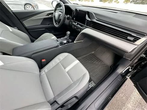 Used 2025 Toyota Camry SE image 20