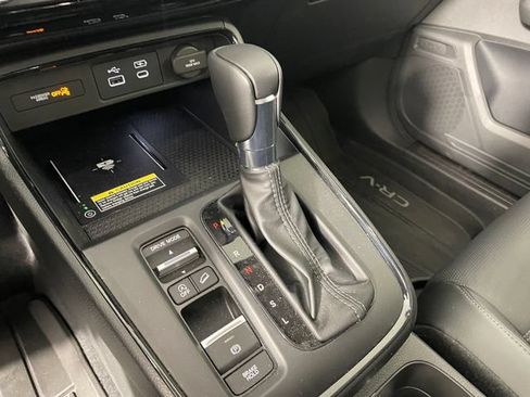 Used 2025 Honda CR-V EX-L image 9