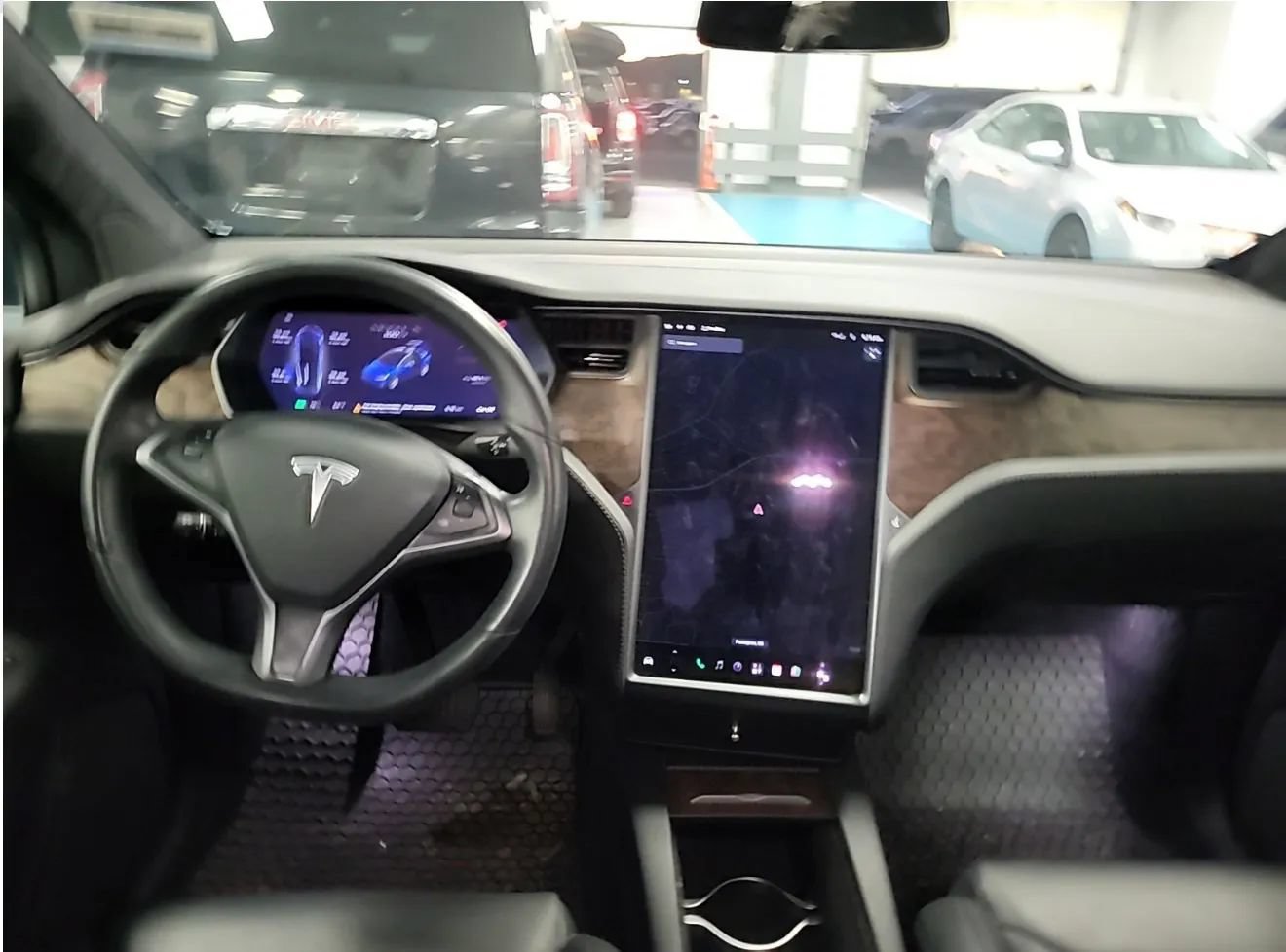 Used 2019 Tesla Model X 100D AWD/4WD image 7
