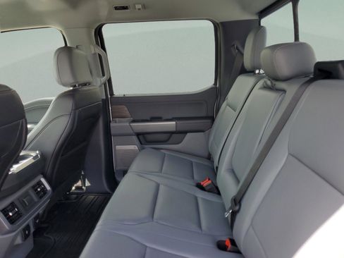 New 2025 Ford F150 Lariat w/ Equipment Group 501A Mid image 30