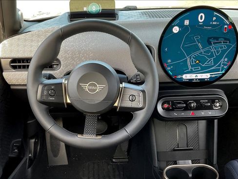 Used 2025 MINI Cooper S image 5