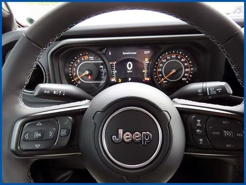 New 2026 Jeep Gladiator Rubicon image 16