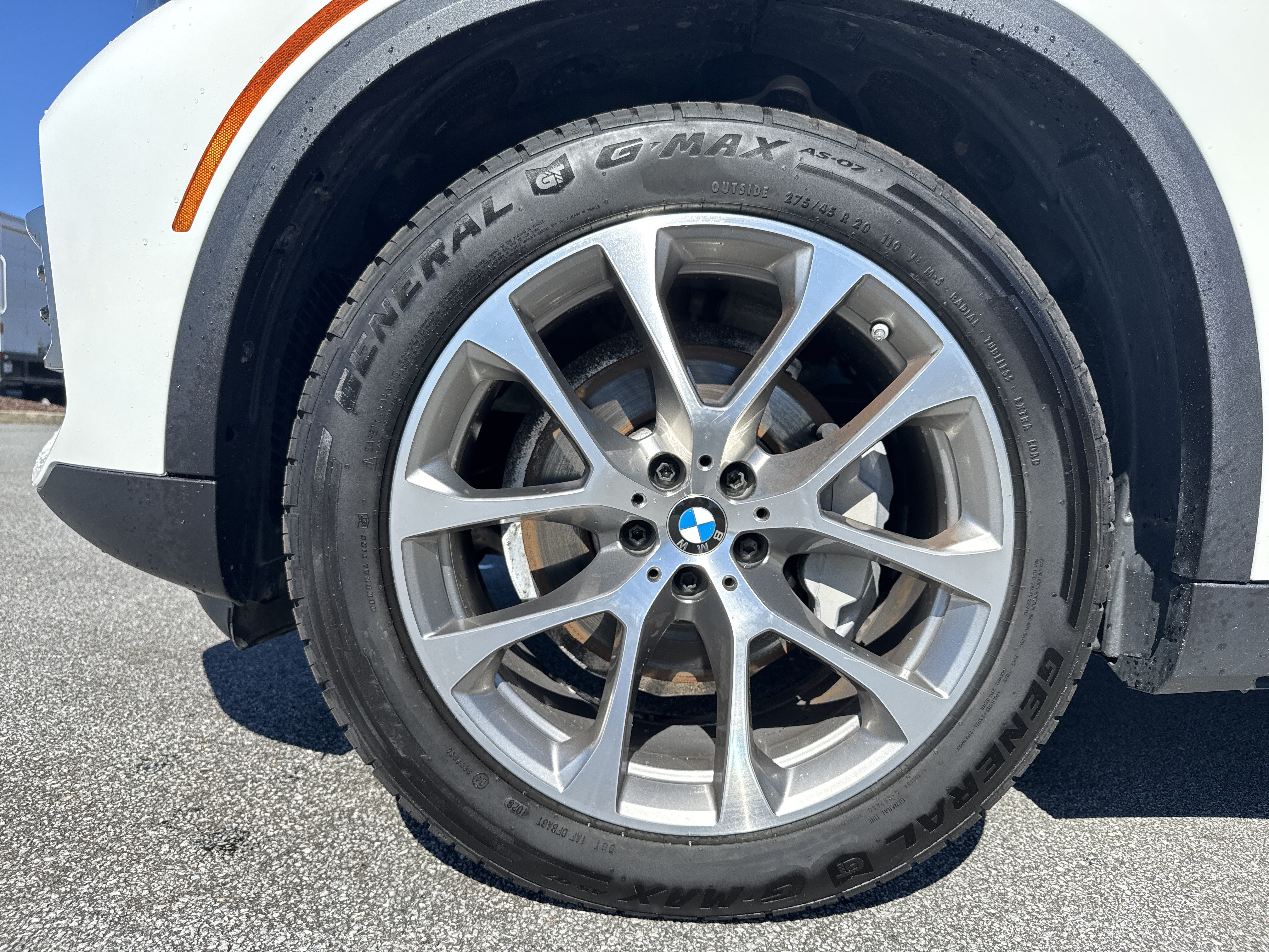 Used 2022 BMW X5 xDrive40i AWD/4WD image 13