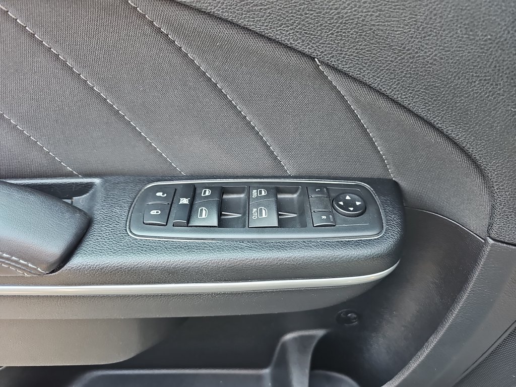 Used 2019 Dodge Charger R/T RWD image 26